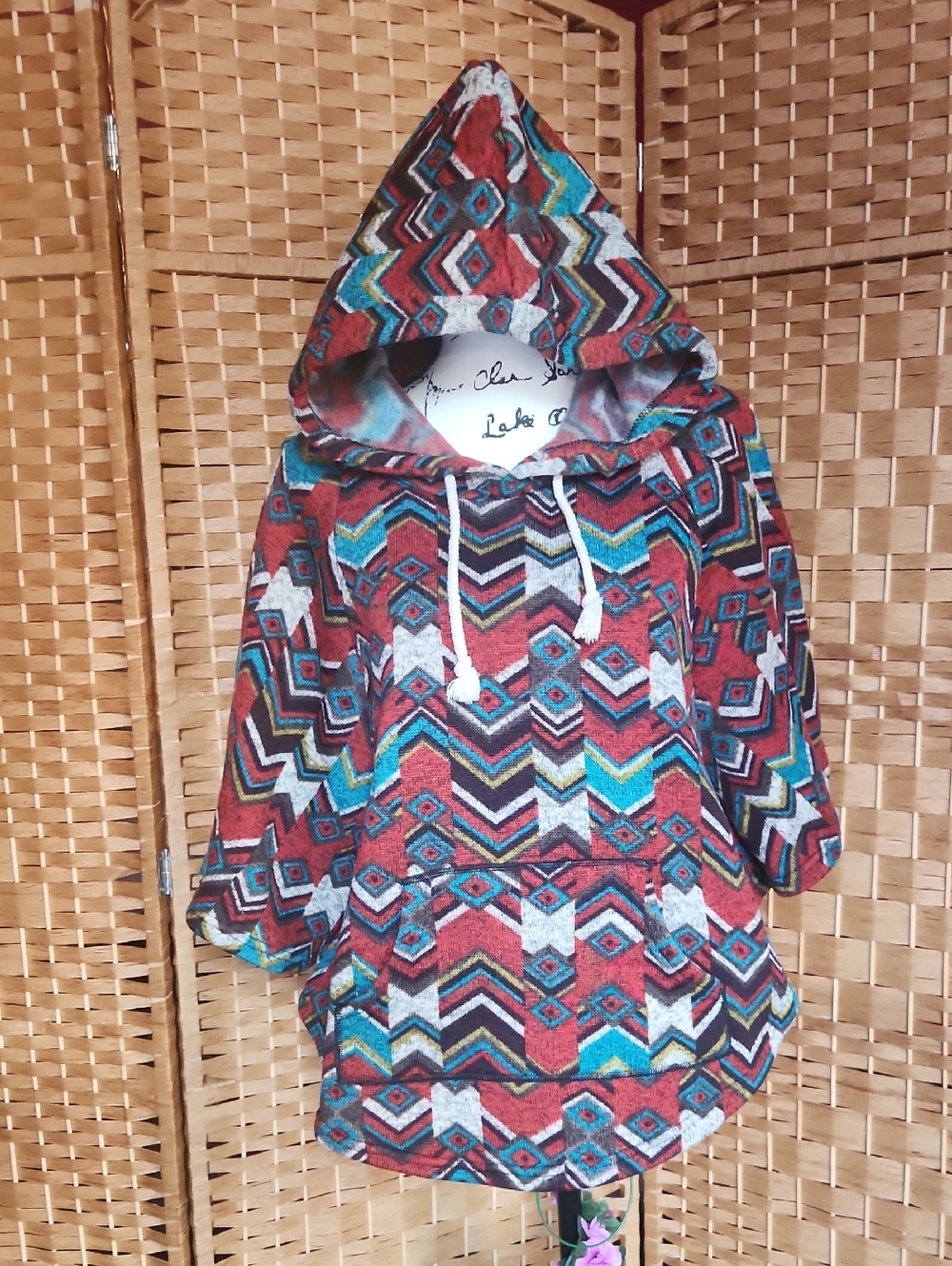 SHOSHO, Aztec Design Winter, Fall, Hooded Poncho Top in Multi-Color Sz M/L
